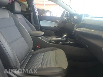 2025 Chevrolet Trax LT - miniatura 8