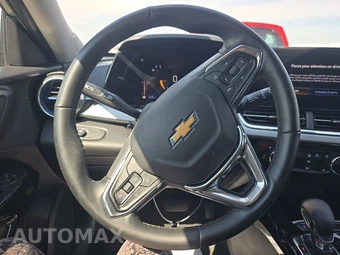 2025 Chevrolet Trax LT - miniatura 10