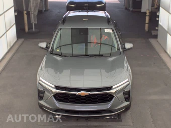 2025 Chevrolet Trax LT - miniatura 2