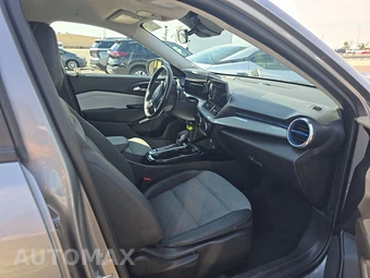 2025 Chevrolet Trax LT - miniatura 8