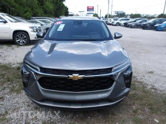 2025 Chevrolet Trax LT – miniatura 4