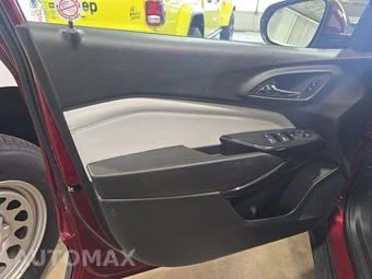 2025 Chevrolet Trax LT - miniatura 9