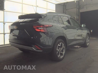2025 Chevrolet Trax LT - miniatura 4
