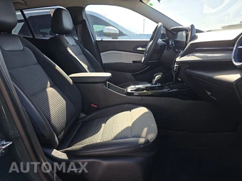 2025 Chevrolet Trax LT - miniatura 8