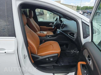 2025 Chrysler Pacifica Hybrid Pinnacle 121.6" WB - miniatura 16