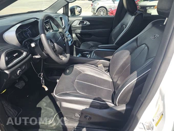 2025 Chrysler Pacifica Limited 121.6" WB - miniatura 13