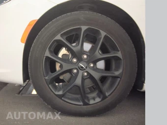 2025 Chrysler Pacifica Limited 121.6" WB - miniatura 9