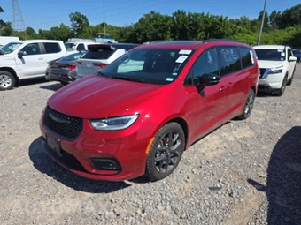 2025 Chrysler Pacifica Limited 121.6" WB - car from the USA, Manheim Buy-Now listing at AUTOMAX