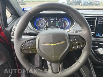 2025 Chrysler Pacifica Limited 121.6" WB - miniatura 10