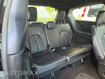 2025 Chrysler Pacifica Limited 121.6" WB - miniatura 14