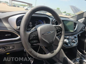 2025 Chrysler Pacifica Limited 121.6" WB - miniatura 10