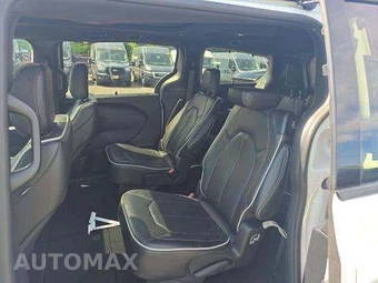 2025 Chrysler Pacifica Limited 121.6" WB – miniatura 14