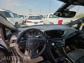 2025 Chrysler Pacifica Limited 121.6" WB - miniatura 11