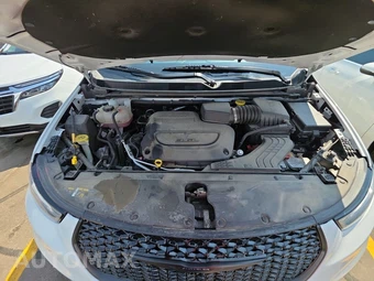 2025 Chrysler Pacifica Limited 121.6" WB - miniatura 17