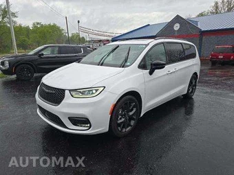2025 Chrysler Pacifica Limited 121.6" WB