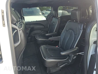 2025 Chrysler Pacifica Limited 121.6" WB - miniatura 13