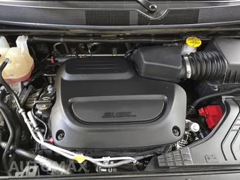 2025 Chrysler Pacifica Limited 121.6" WB - miniatura 16