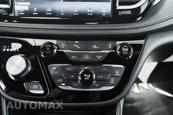 2025 Chrysler Pacifica Limited 121.6" WB - miniatura 41