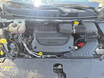 2025 Chrysler Pacifica Limited 121.6" WB - miniatura 16
