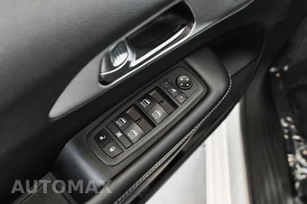 2025 Chrysler Pacifica Limited 121.6" WB - miniatura 13
