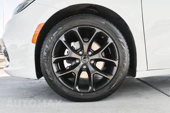 2025 Chrysler Pacifica Limited 121.6" WB - miniatura 3