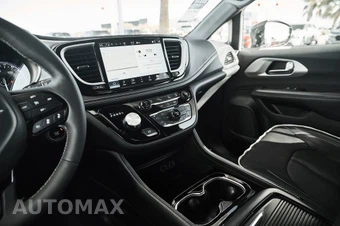 2025 Chrysler Pacifica Limited 121.6" WB - miniatura 31