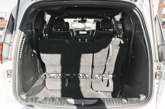2025 Chrysler Pacifica Limited 121.6" WB - miniatura 8