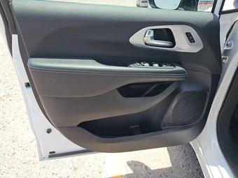 2025 Chrysler Pacifica Limited 121.6" WB - miniatura 15