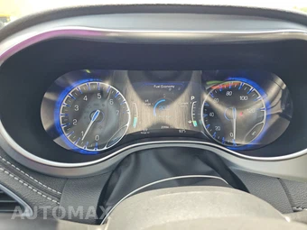 2025 Chrysler Pacifica Limited 121.6" WB - miniatura 18