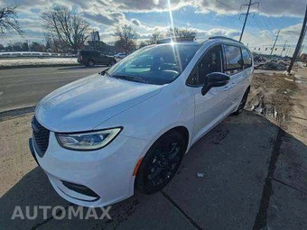 2025 Chrysler Pacifica Limited 121.6" WB