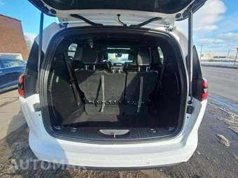 2025 Chrysler Pacifica Limited 121.6" WB - miniatura 15
