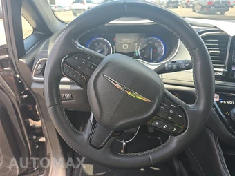 2025 Chrysler Pacifica Limited 121.6" WB - miniatura 10
