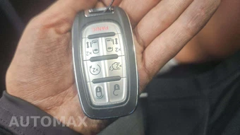 2025 Chrysler Pacifica Limited 121.6" WB - miniatura 20