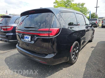 2025 Chrysler Pacifica Limited 121.6" WB - miniatura 3