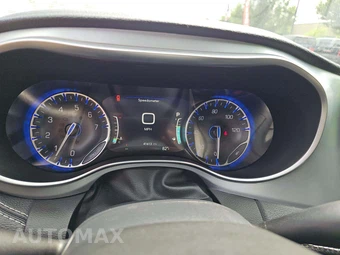 2025 Chrysler Pacifica Limited 121.6" WB - miniatura 9