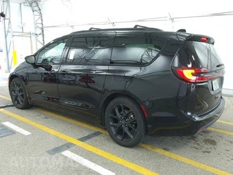 2025 Chrysler Pacifica Limited 121.6" WB - miniatura 6