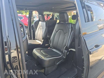 2025 Chrysler Pacifica Limited 121.6" WB - miniatura 13