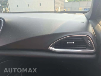 2025 Chrysler Pacifica Limited 121.6" WB - miniatura 20