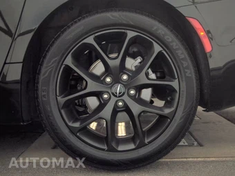 2025 Chrysler Pacifica Limited 121.6" WB - miniatura 12