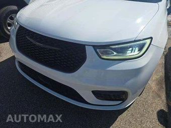 2025 Chrysler Pacifica Limited 121.6" WB