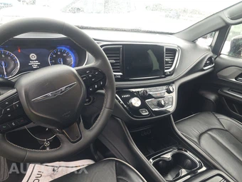 2025 Chrysler Pacifica Limited 121.6" WB - miniatura 11