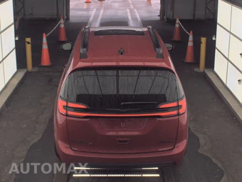 2025 Chrysler Pacifica Limited 121.6" WB - miniatura 5