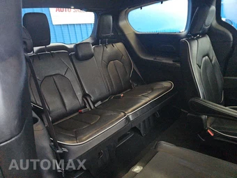 2025 Chrysler Pacifica Limited 121.6" WB - miniatura 14
