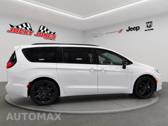 2025 Chrysler Pacifica Limited 121.6" WB - miniatura 11