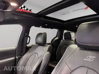2025 Chrysler Pacifica Limited 121.6" WB - miniatura 4