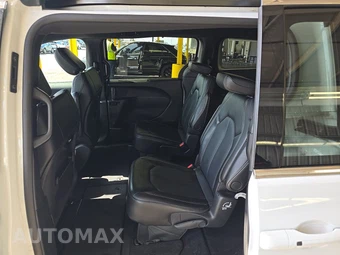 2025 Chrysler Pacifica Select 121.6" WB - miniatura 13