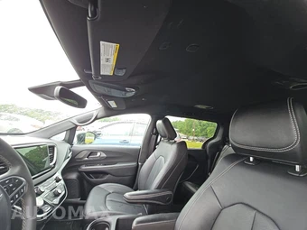 2025 Chrysler Pacifica Select 121.6" WB - miniatura 15