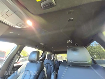 2025 Chrysler Pacifica Select 121.6" WB - miniatura 11