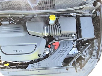 2025 Chrysler Pacifica Select 121.6" WB - miniatura 22