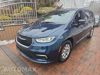 2025 Chrysler Pacifica Select 121.6" WB